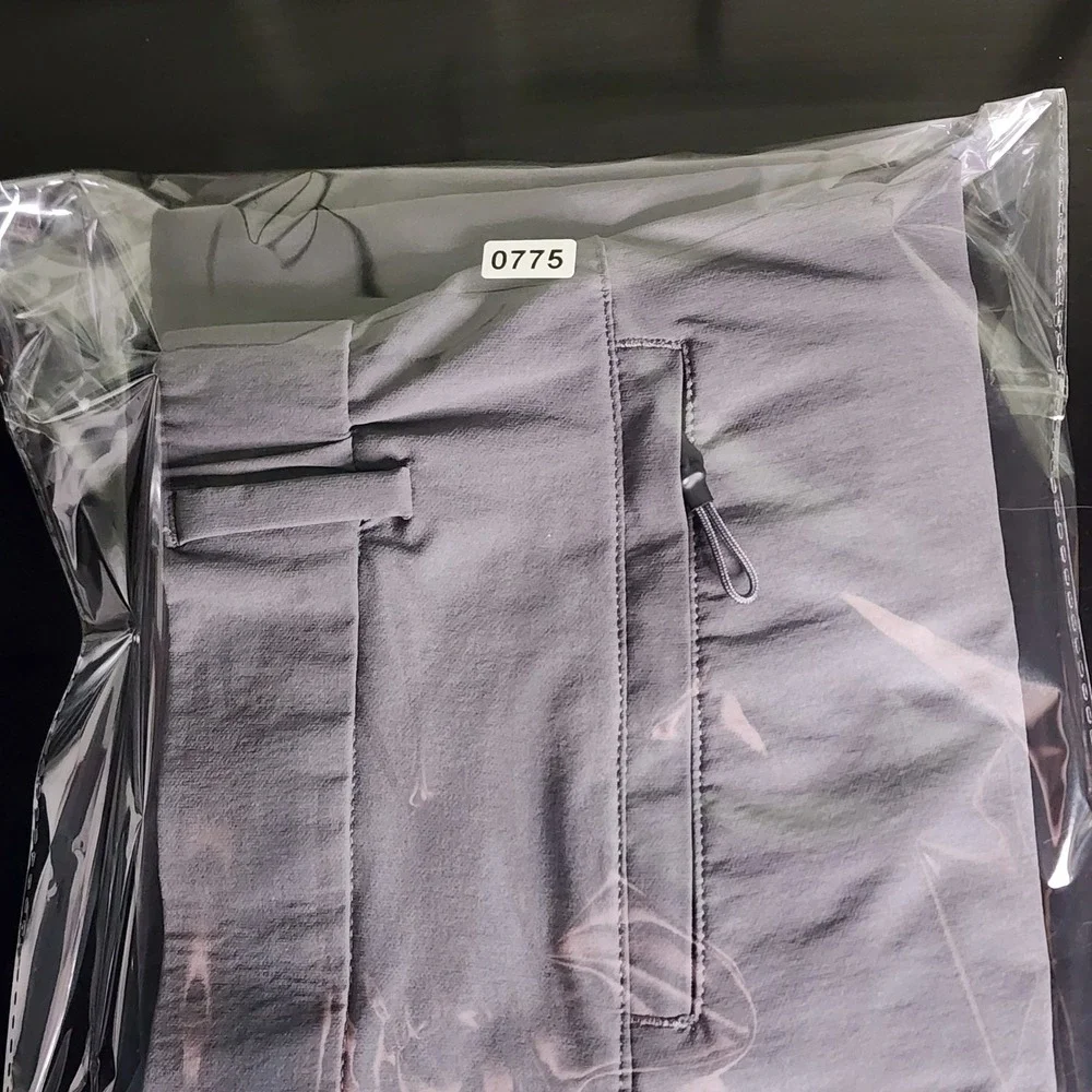 Blue Chill Performance Pants Mens 32 Grey Hiking Outdoor Zipper Pockets NWOT